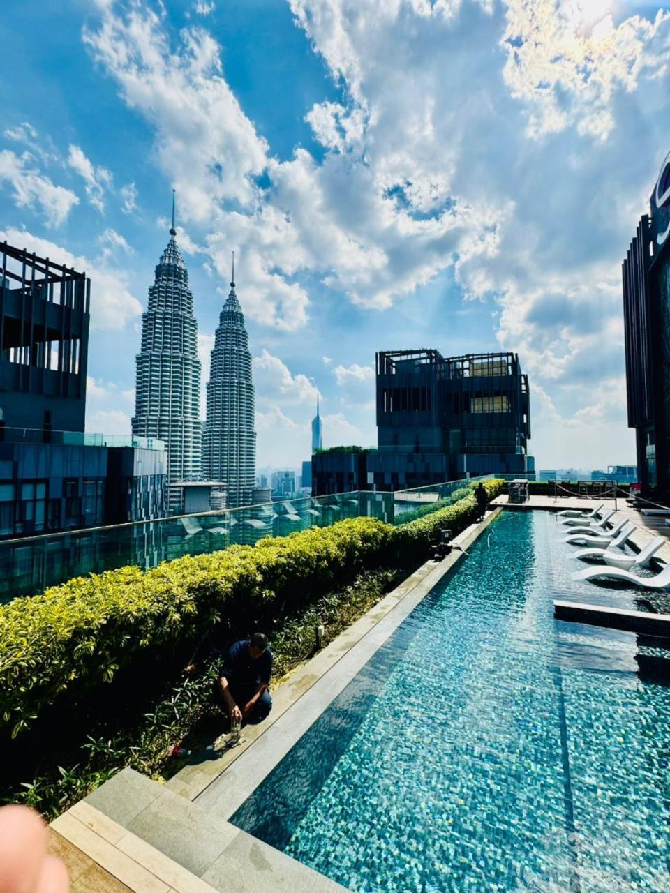 Star Klcc Serviced *